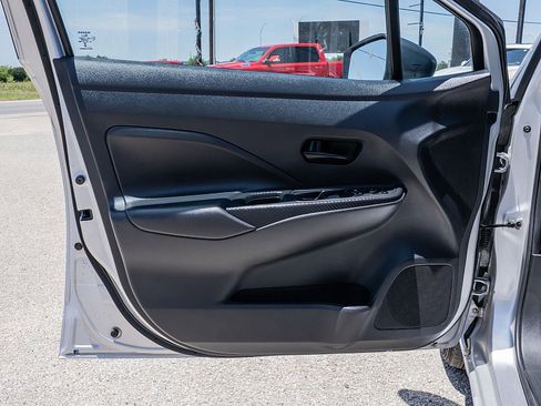 Used 2025 Nissan Versa S w/ Trunk Package FWD image 10