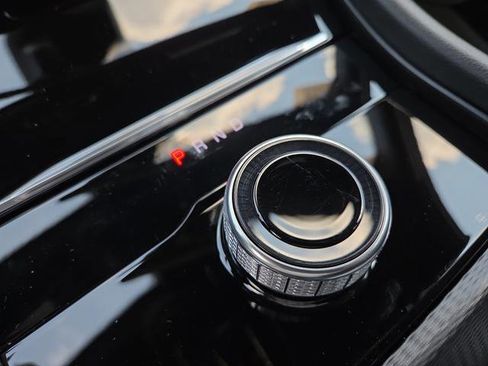 New 2025 Jeep Grand Cherokee Altitude image 21