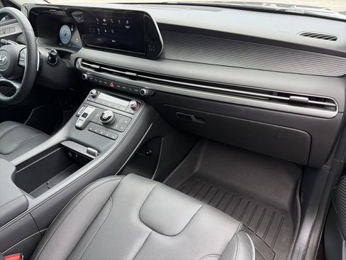 Used 2023 Hyundai Palisade Limited FWD image 31