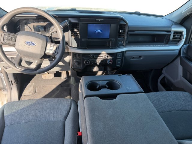 Used 2025 Ford F250 XLT AWD/4WD image 11