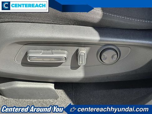 Used 2024 Honda CR-V EX image 17