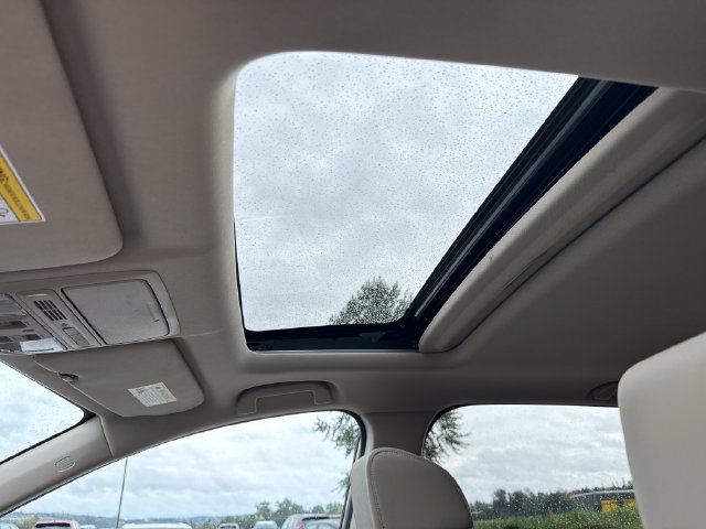 Used 2019 Honda CR-V Touring image 30