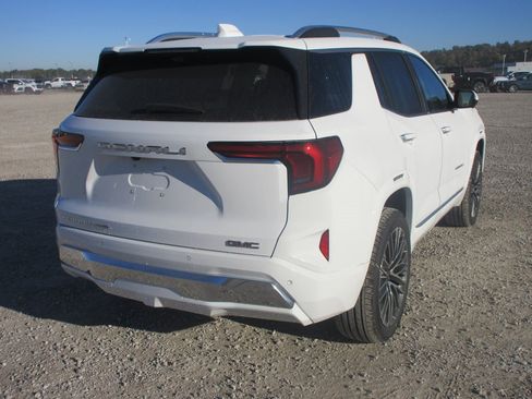 New 2026 GMC Terrain Denali image 4