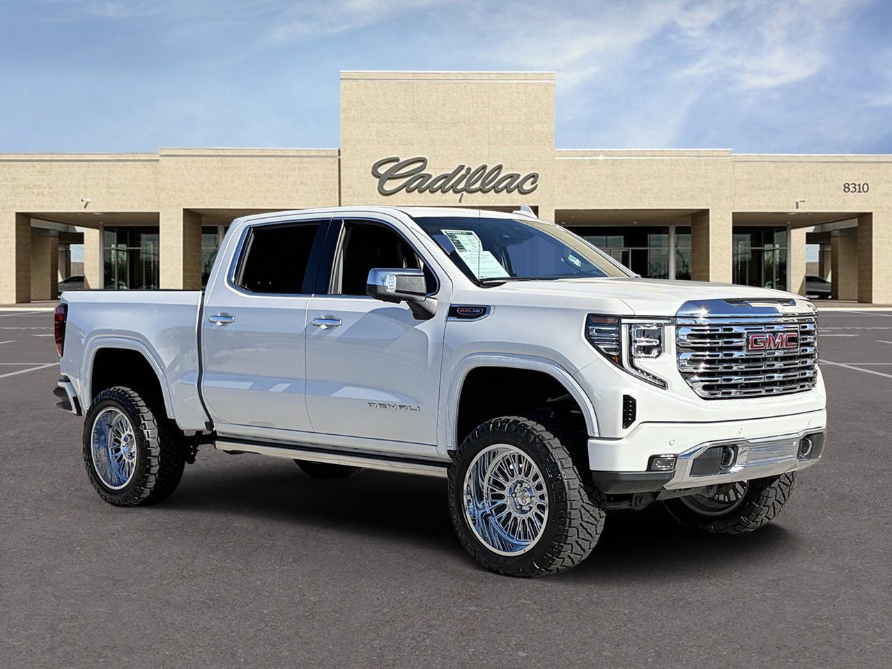 Used 2022 GMC Sierra 1500 Denali w/ Denali Reserve Package AWD/4WD image 3