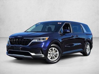 Used 2023 Kia Carnival LX