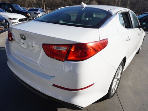 Used 2015 Kia Optima EX image 10