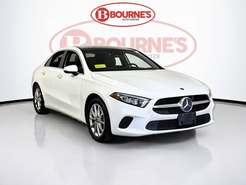 Used 2019 Mercedes-Benz A 220 4MATIC image 1