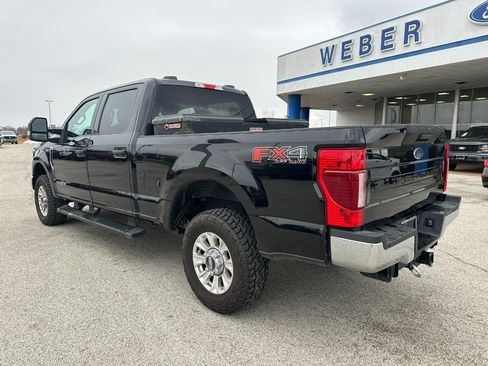 Used 2022 Ford F250 XLT w/ FX4 Off-Road Package image 3