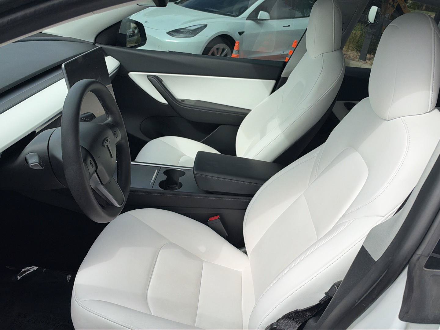 Used 2022 Tesla Model Y Performance AWD/4WD image 15