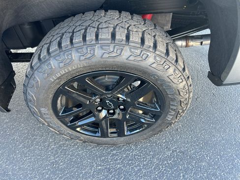 New 2026 Chevrolet Silverado 1500 Custom Trail Boss w/ LPO, Dark Essentials Package image 8