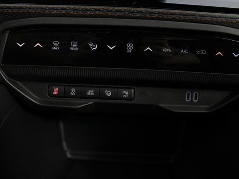 New 2026 Jeep Cherokee Overland AWD/4WD image 8