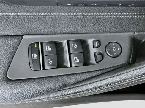 Used 2019 BMW 530i w/ Convenience Package RWD image 18