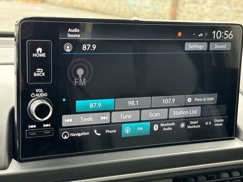 New 2025 Honda Pilot Touring image 21