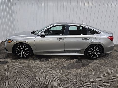 Used 2023 Honda Civic EX image 5