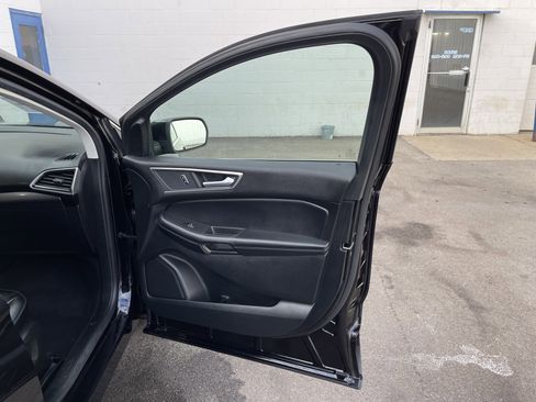 Used 2024 Ford Edge SEL w/ Convenience Package image 30