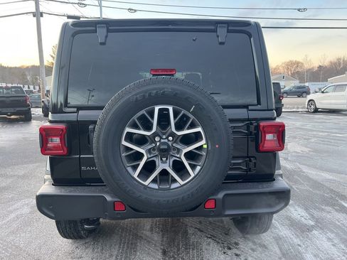 New 2026 Jeep Wrangler Sahara image 9