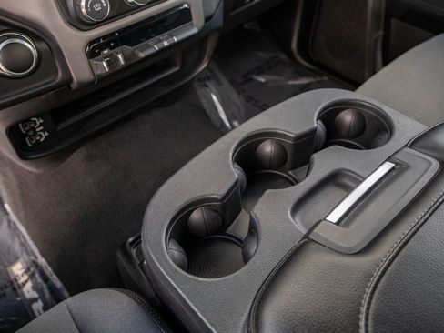 Used 2023 RAM 2500 Big Horn w/ Level 1 Equipment Group image 19