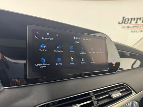 Used 2022 Hyundai Palisade Limited w/ Cargo Package FWD image 18