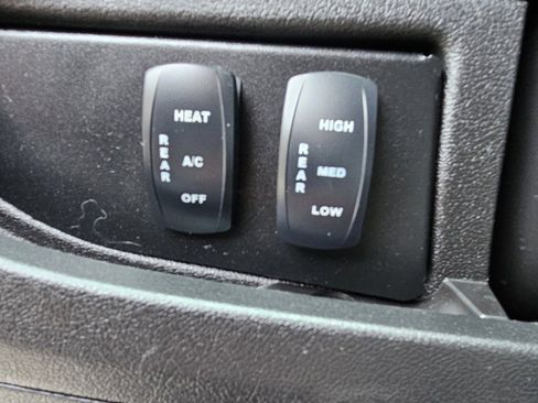Used 2021 RAM ProMaster 1500 FWD image 13
