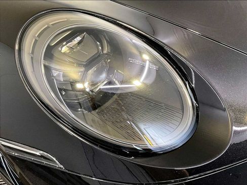 Certified 2022 Porsche 911 Turbo S AWD/4WD image 12