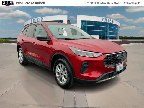 Used 2025 Ford Escape Active w/ Tech Pack #1 image 3