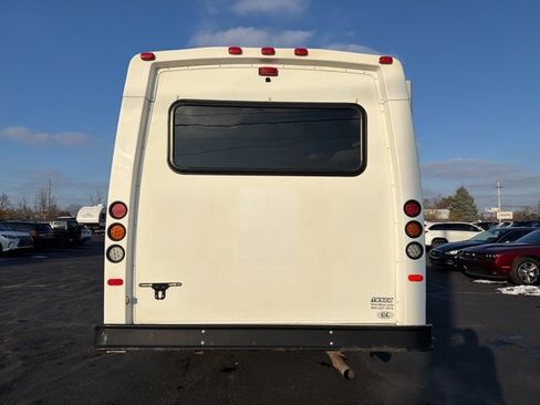 Used 2019 Ford E-350 and Econoline 350 Super Duty w/ Shuttle Bus Prep Package image 6