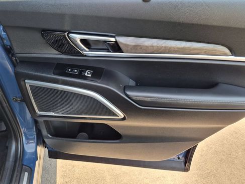 Used 2024 Kia Telluride SX Prestige X-Line AWD/4WD image 19