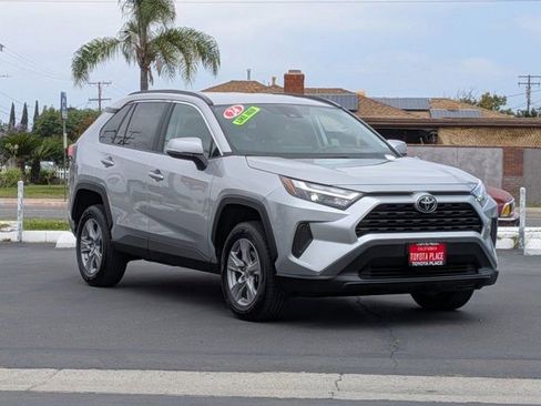 Used 2024 Toyota RAV4 XLE FWD image 3