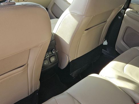 Used 2019 Ford Explorer Limited w/ Ford Safe & Smart Package image 20