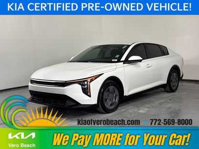 Certified 2025 Kia K4 LX