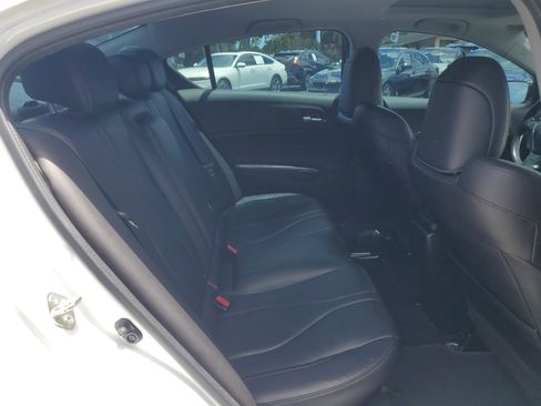 Used 2019 Acura ILX image 38