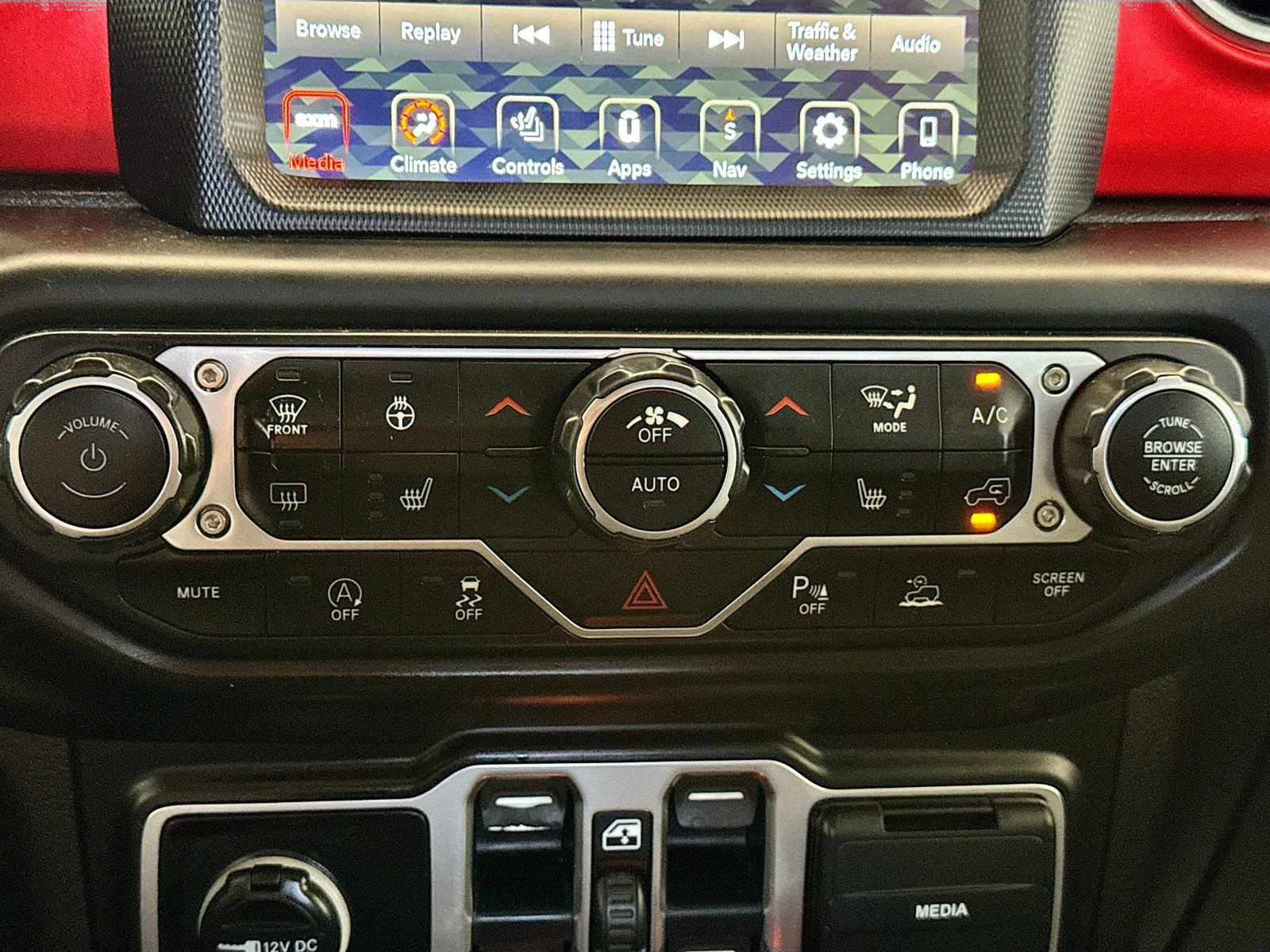 Used 2020 Jeep Gladiator Rubicon AWD/4WD image 9