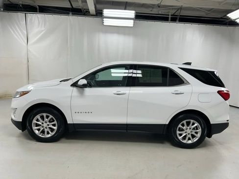 Used 2019 Chevrolet Equinox LT w/ Driver Convenience Package FWD image 8