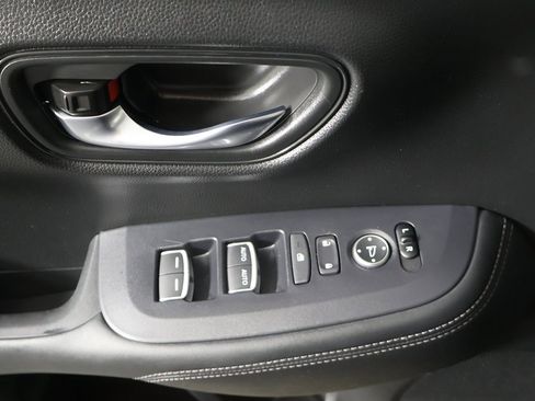 Used 2023 Honda HR-V EX-L image 33