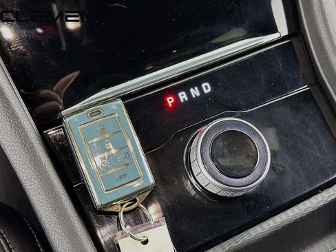 Used 2023 Jeep Grand Cherokee L Laredo image 24