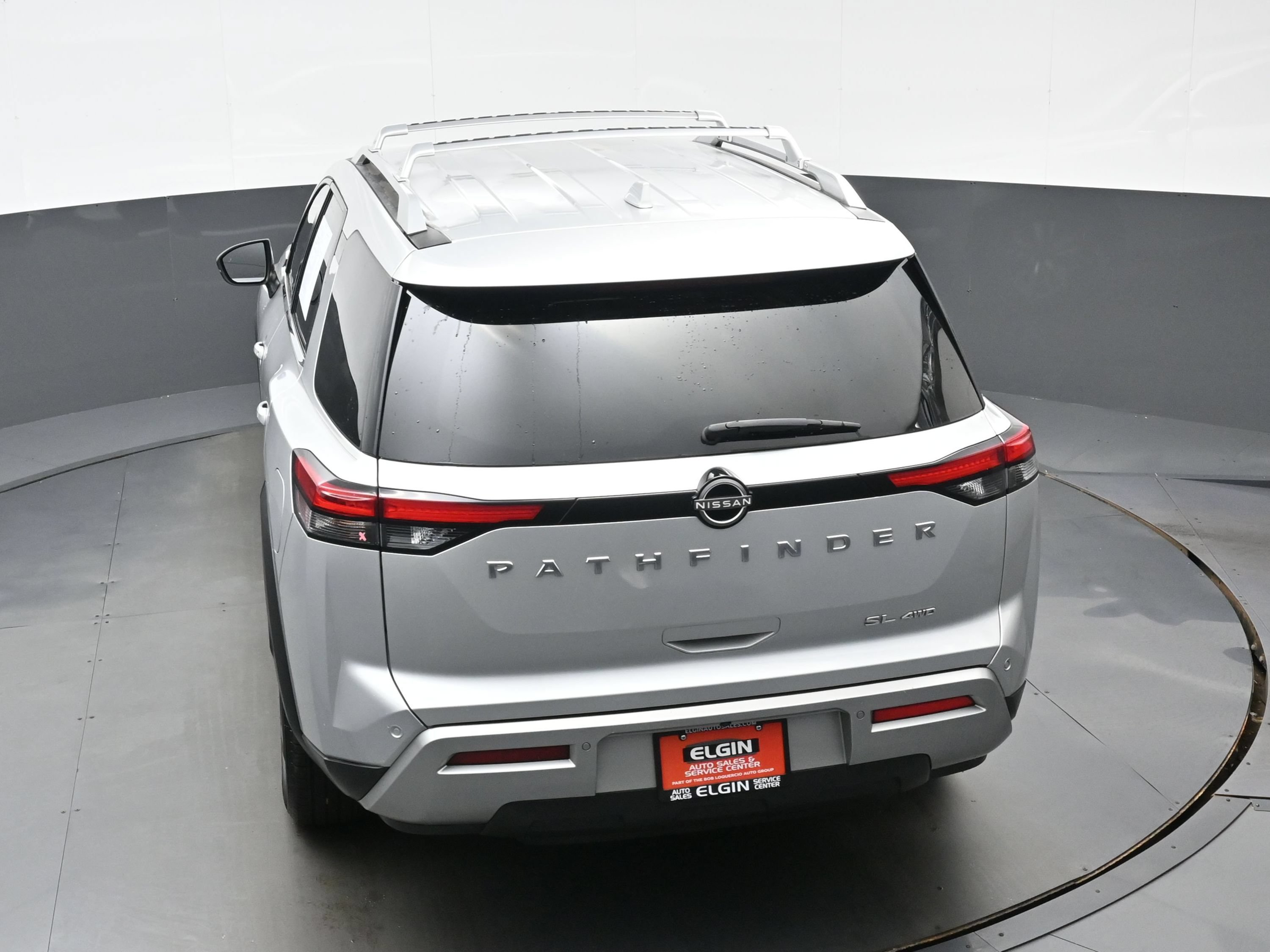 Used 2023 Nissan Pathfinder SL AWD/4WD image 38