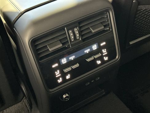 New 2026 Porsche Cayenne GTS AWD/4WD image 15