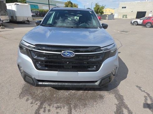Used 2026 Subaru Forester Touring AWD/4WD image 9