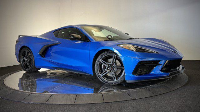 Used 2024 Chevrolet Corvette Stingray Premium Cpe w/ Z51 Performance Package RWD image 13