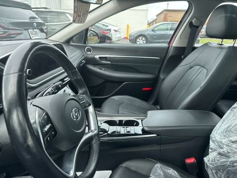 Used 2021 Hyundai Sonata Limited image 11