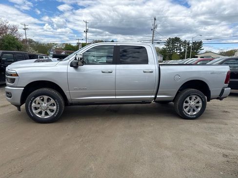New 2026 RAM 2500 Laramie AWD/4WD image 2