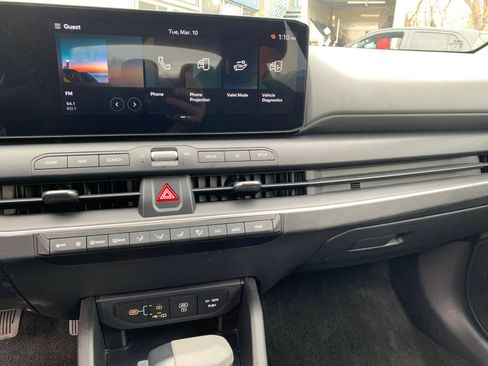 Used 2025 Kia K4 FWD image 17