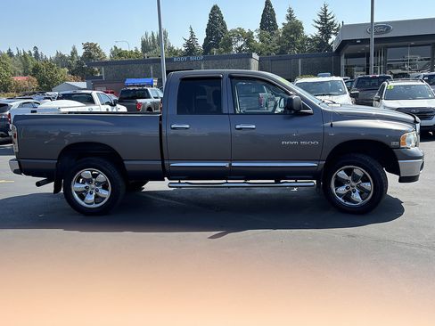 Used 2004 Dodge Ram 1500 Truck SLT w/ Security Group w/ Alarm AWD/4WD image 4