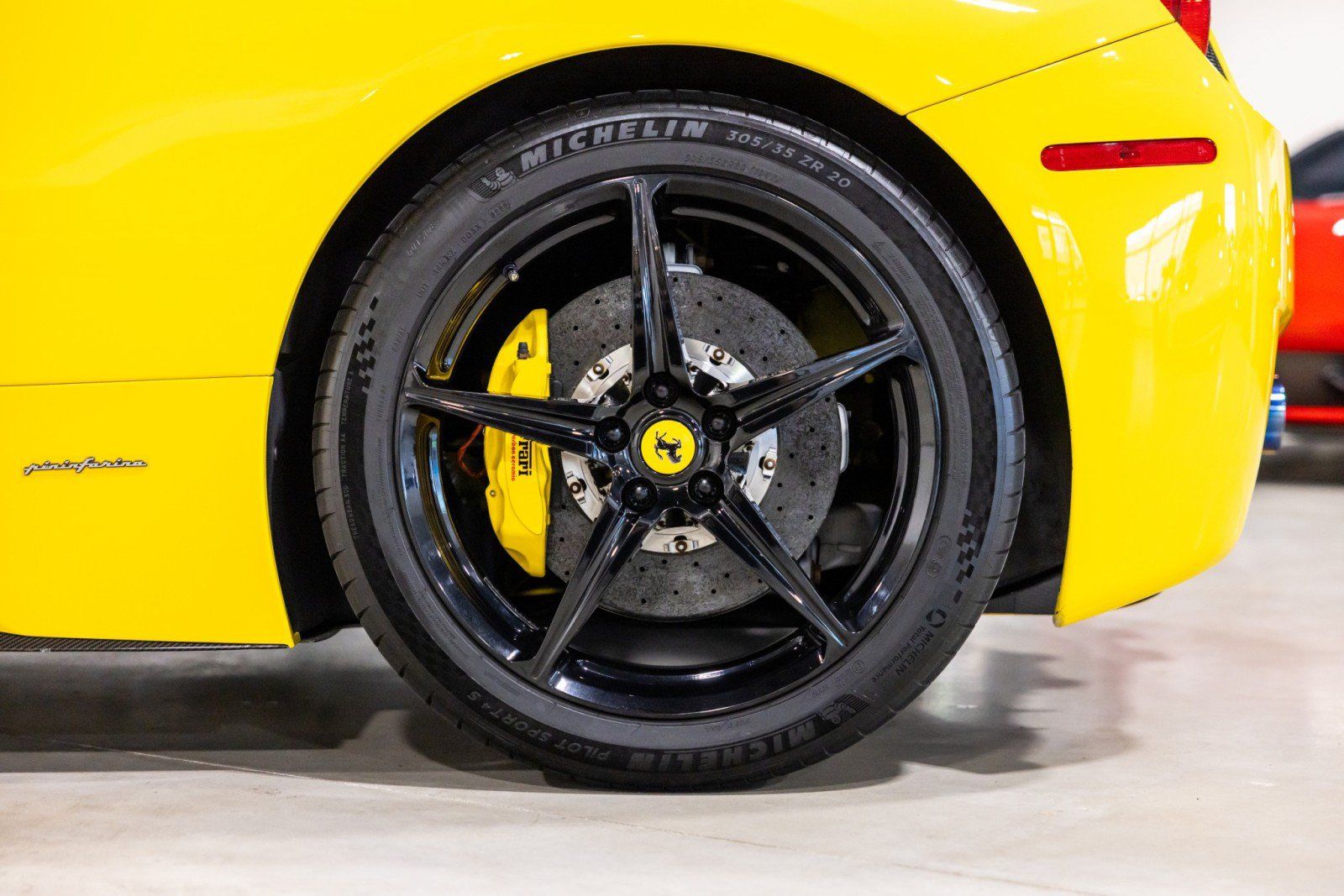 Used 2011 Ferrari 458 Italia Coupe RWD image 19