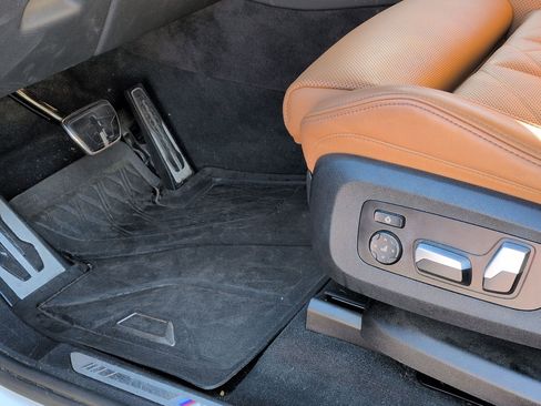 Certified 2024 BMW X5 xDrive40i w/ M Sport Package image 17