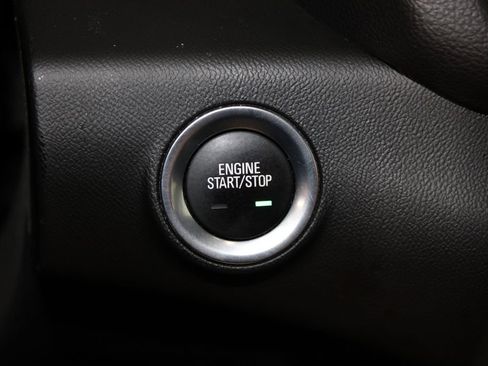 Used 2024 GMC Terrain SLT image 44