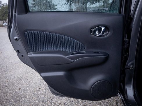 Used 2017 Nissan Versa Note SV image 27