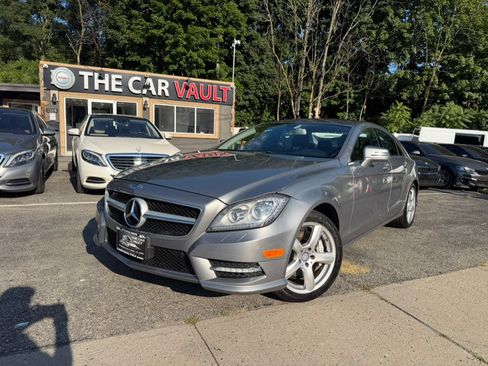 Used 2012 Mercedes-Benz CLS 550 4MATIC image 1