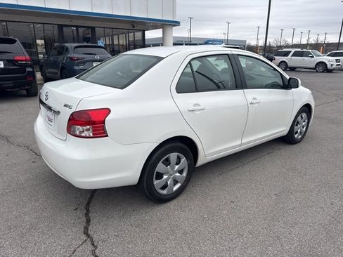Used 2008 Toyota Yaris Sedan image 2