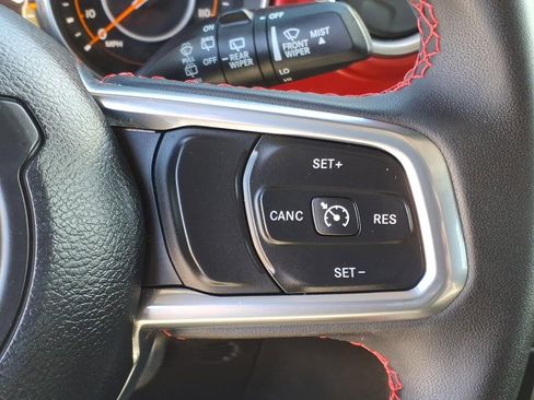 Used 2023 Jeep Wrangler Unlimited Rubicon AWD/4WD image 28